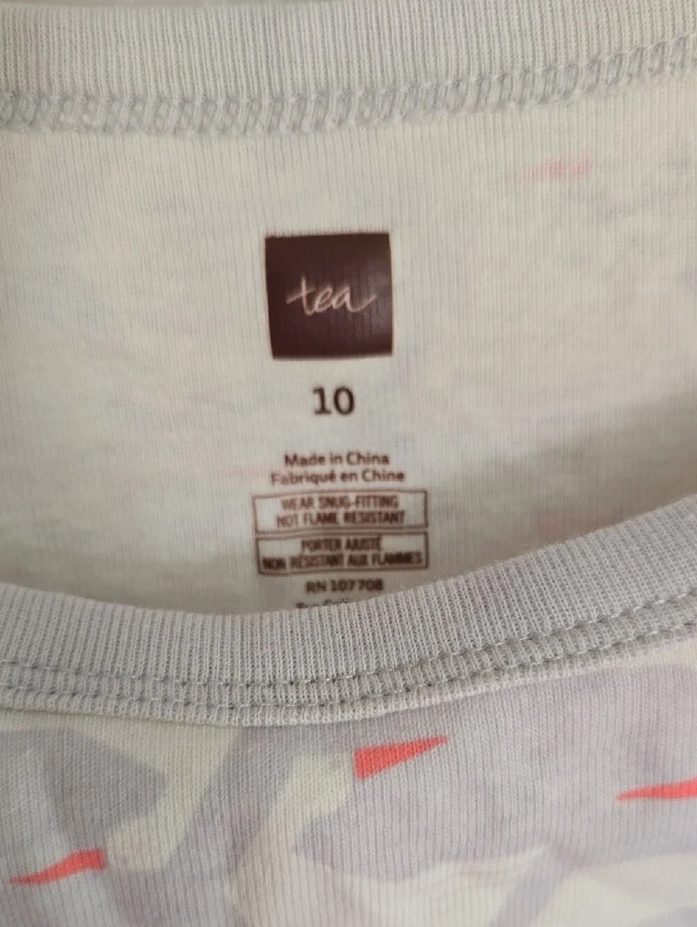 Tea Collection White and Gray Geometric Swan Kids Pajama Set